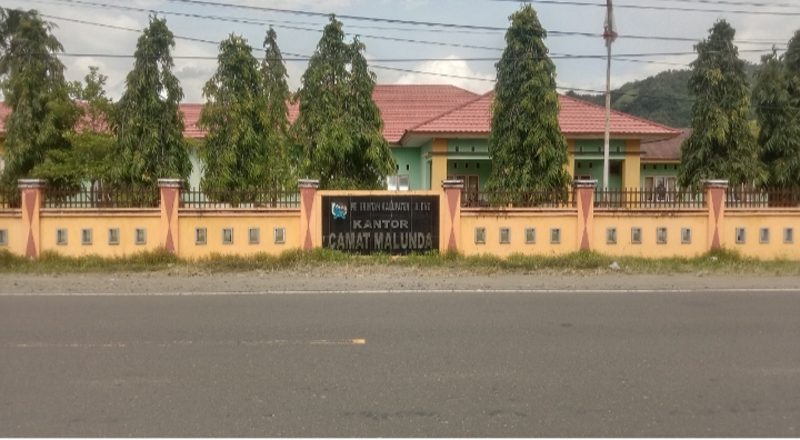 Honorer Kantor Camat Malunda Keluhkan Gaji 2025 Belum Cair, Sudah Lebih dari Enam Bulan
