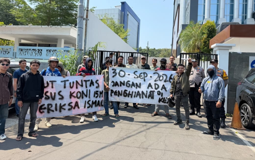 APAK–GRH Kembali Gelar Aksi di Kejari Makassar, Ishadul Desak Ketua KONI Ismail Segera Diperiksa